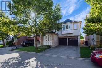 Building Photo - 837 Cousens Terrace