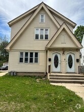 Building Photo - 4049 N Elmhurst Rd