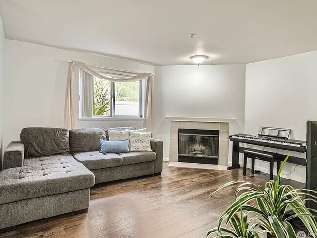 Photo - 4200 Smithers Ave S Apartment