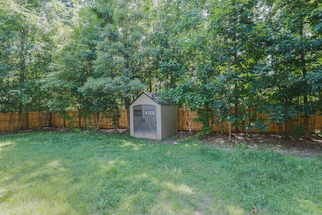 Building Photo - Beautiful Ranch Home on Quiet Cul-de-Sac Near Duke