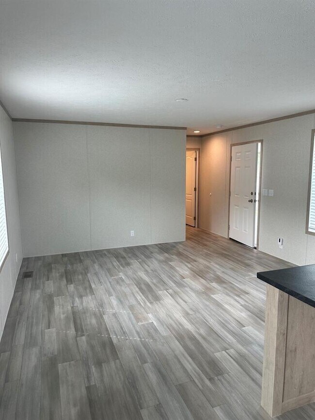 Building Photo - 156 Terrace Dr