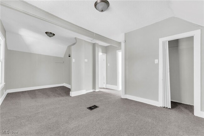 Foto del edificio - 3153 W 88th St