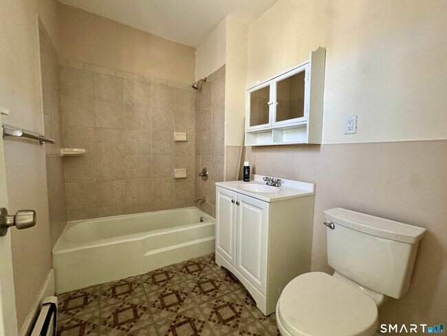 Foto del edificio - 182 Sheridan St