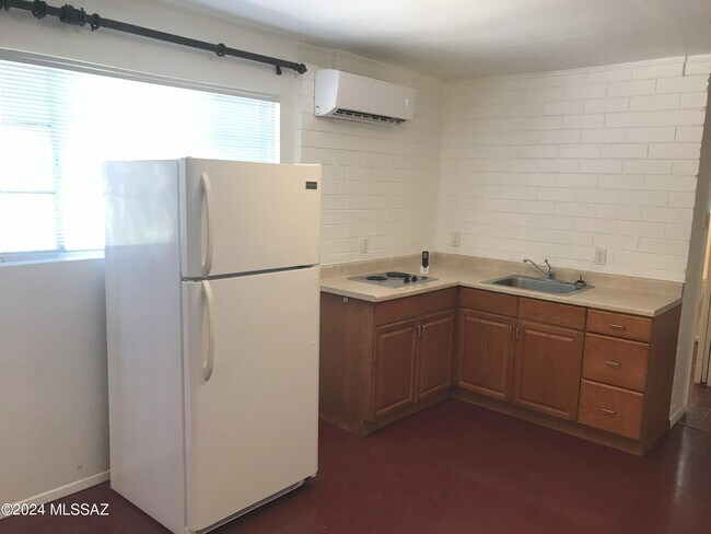 Foto del edificio - 720 N Irving Cir