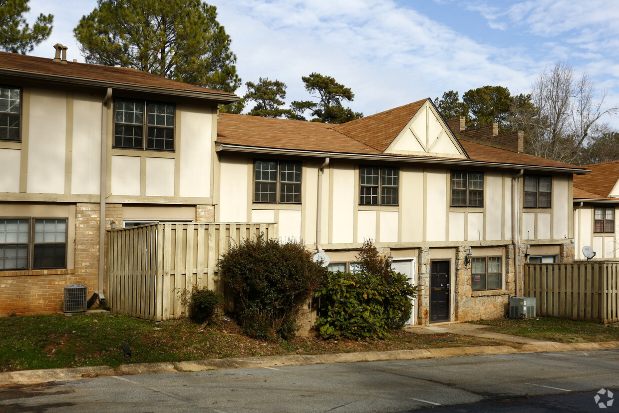 Primary Photo - Stone Mountain Townhomes