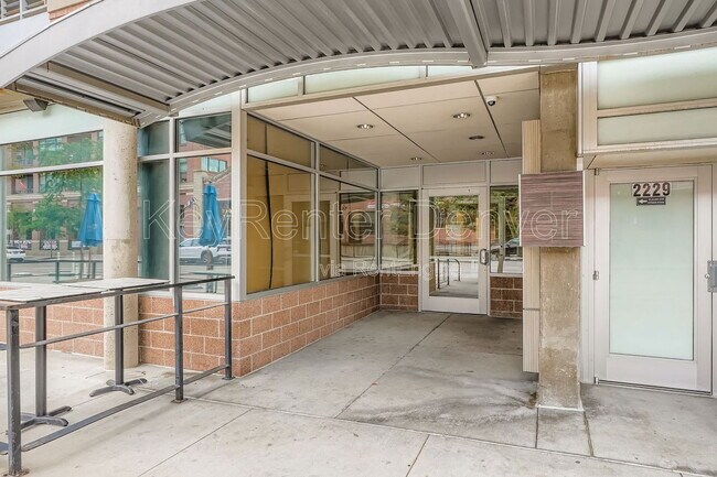 Foto del edificio - 2229 Blake St