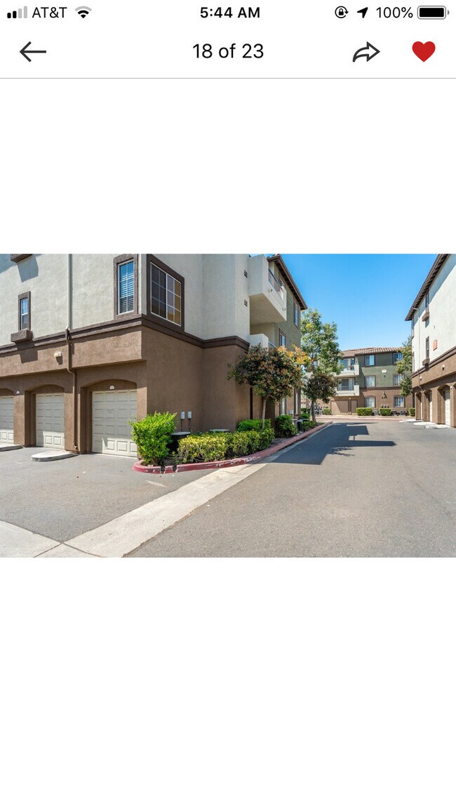 Building Photo - 2218 Gill Village Way