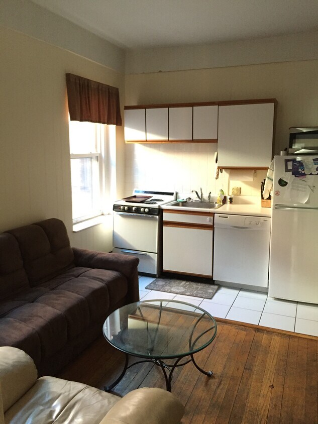 11 Aberdeen St Unit 6A, Boston, MA 02215 Condo for Rent in Boston, MA