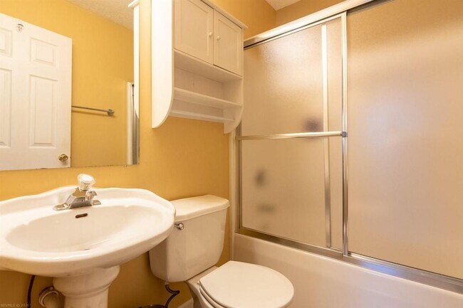 Photo - 855 S Grant St Townhome