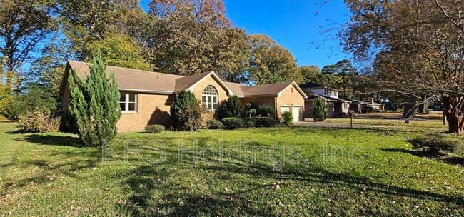 Building Photo - 1029 Dulcie Ave