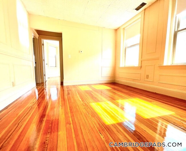 Foto del edificio - 7 Woodbridge St