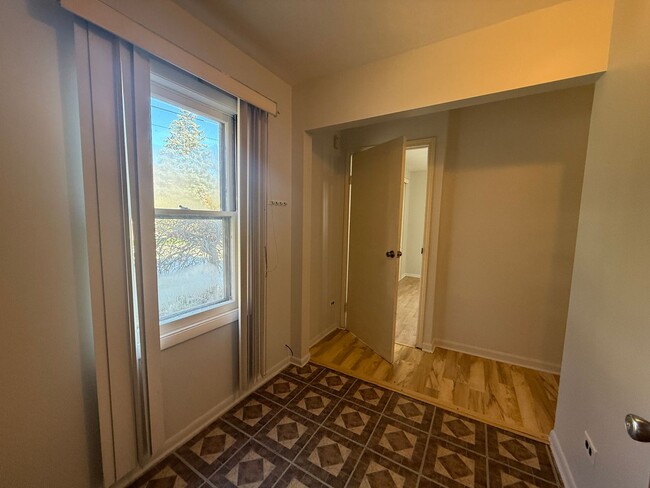 Foto del edificio - 2 Bedroom Unit available in Highland Park!