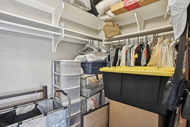 Foto del edificio - 4100 W St NW