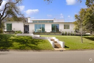 Building Photo - 5204 Ridge Oak Dr