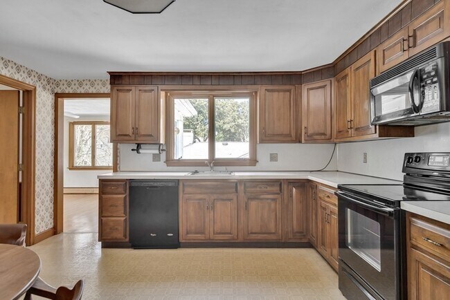 Foto del edificio - 52 Cottonwood Rd