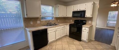 Foto del edificio - 8612 Brushy Creek Trail