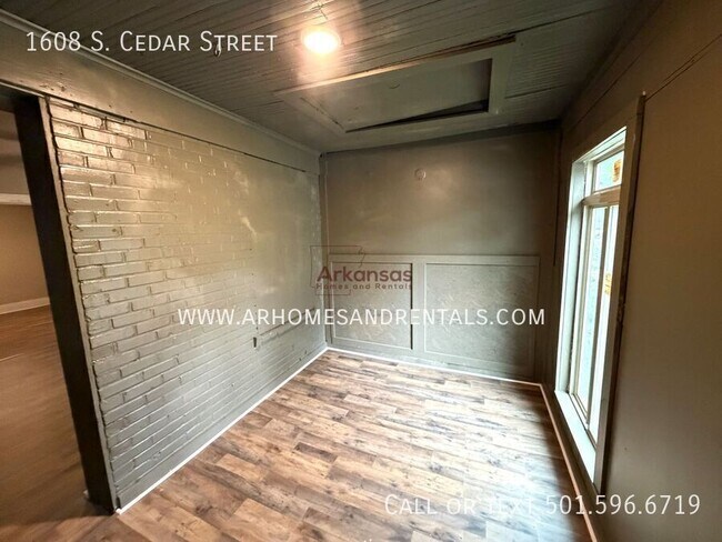 Foto del edificio - 1608 S Cedar St