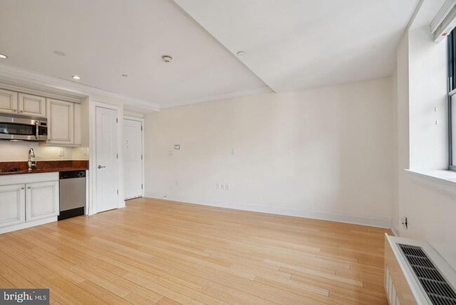 Building Photo - 1701 Locust St