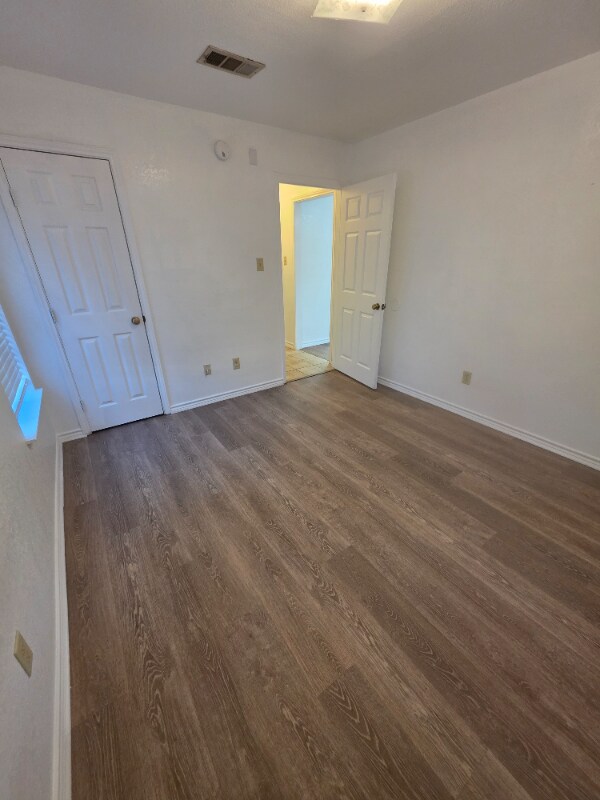 Building Photo - 1508 Alamo Ave