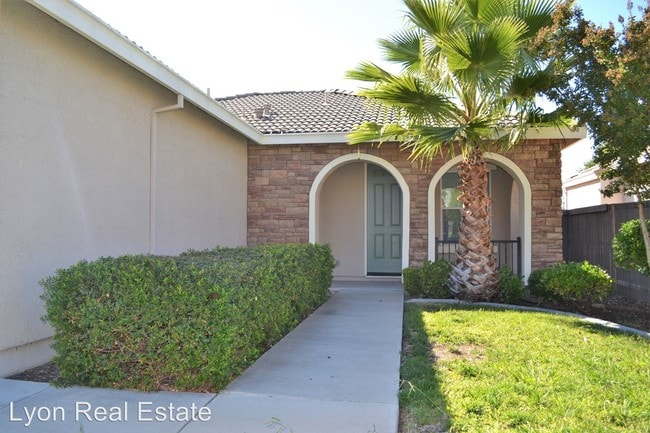 Building Photo - 5921 Caddington Way