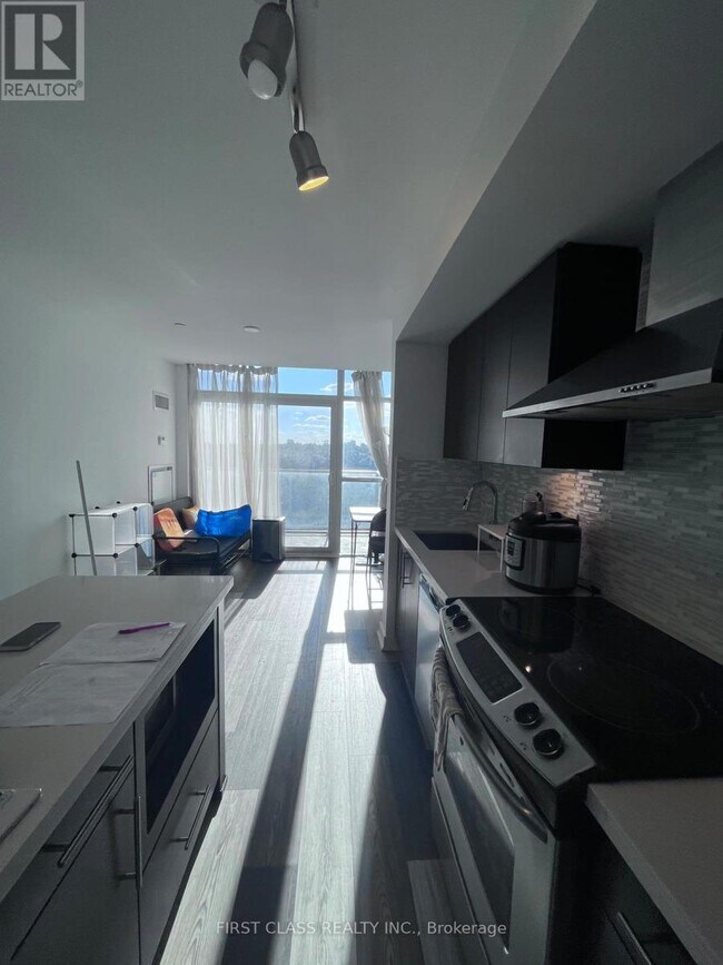 Photo du bâtiment - 58 Orchard View Blvd