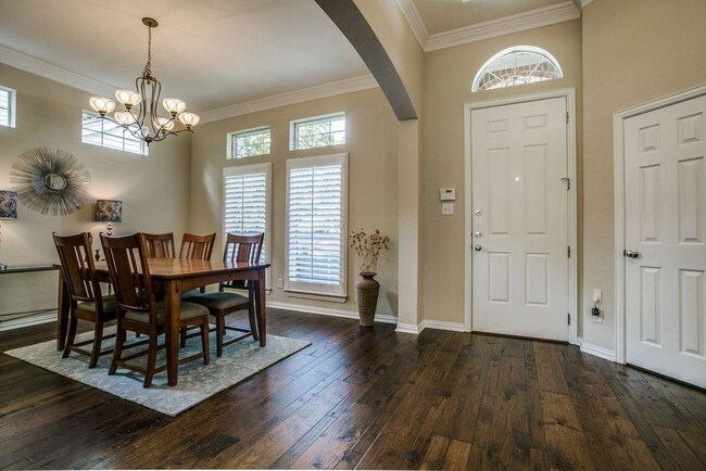 Building Photo - 5211 Maple Springs Blvd