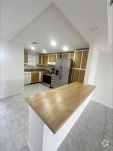 Building Photo - 3001 W Rolling Hills Cir