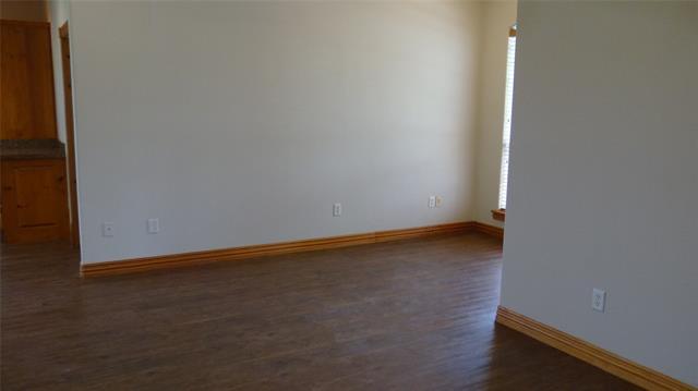 Foto del edificio - 5551 Woodland Hill
