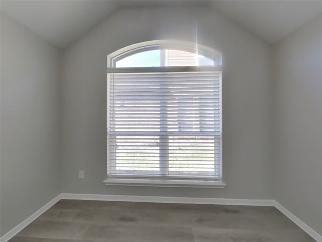 Building Photo - 6834 Oaken Gate Way