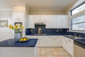 Building Photo - 13623 Bonilla Ln