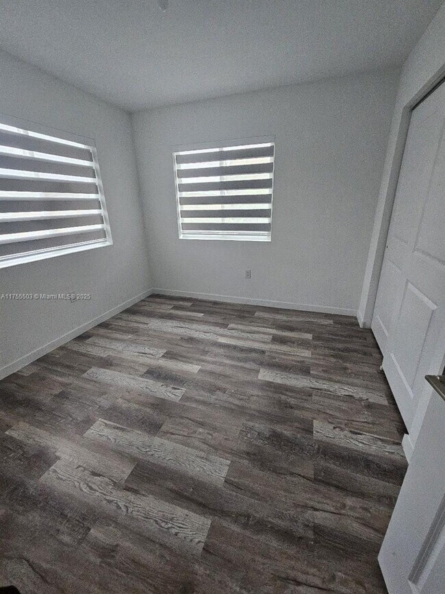 Foto del edificio - 1028 SE 23rd Ave