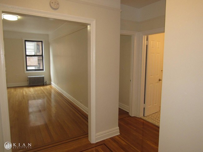 Building Photo - 4308 40th St