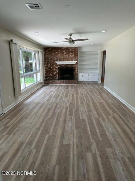 Foto del edificio - 402 Chadwick Ave