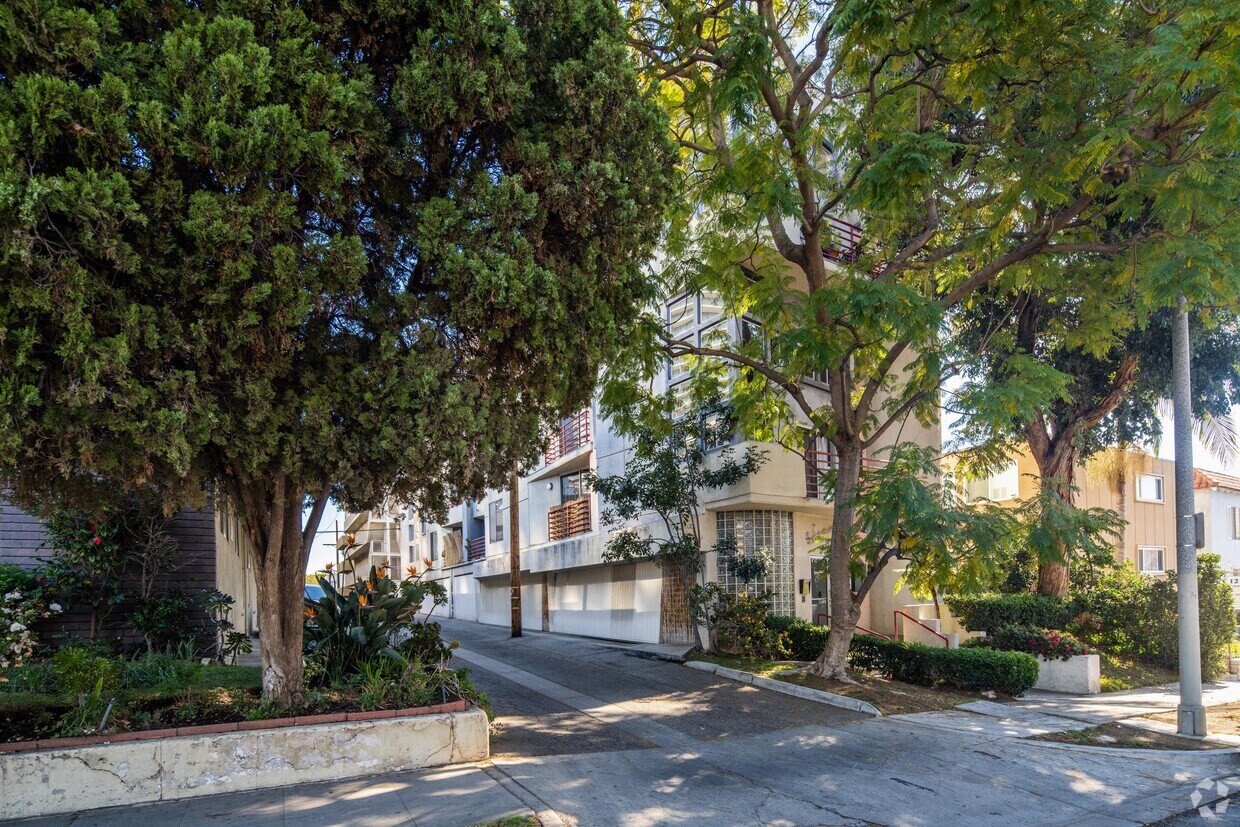 Primary - 1270 Granville Ave