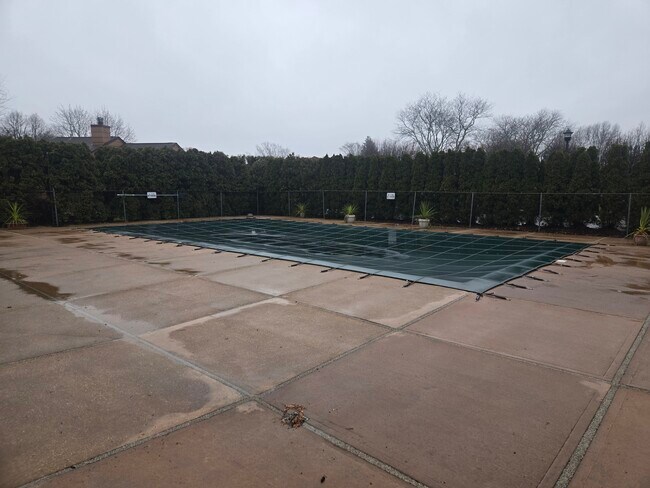 Foto del edificio - 68 Scarlett Dr