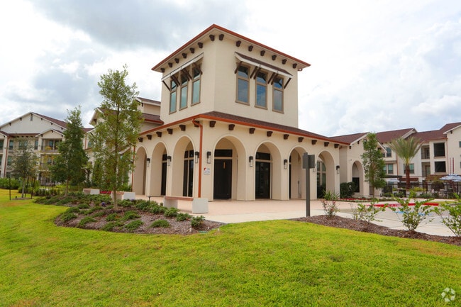 Building Photo - The Standard at Eastpoint