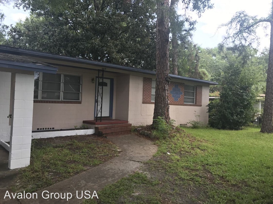 Primary Photo - 6619 Romilly Dr