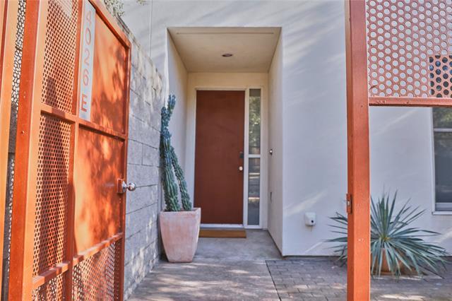 Foto del edificio - 4026 Travis St