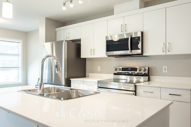 Photo du bâtiment - 17223-1729A 9A Ave SW