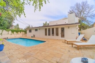 Building Photo - 5179 Canoga Ave