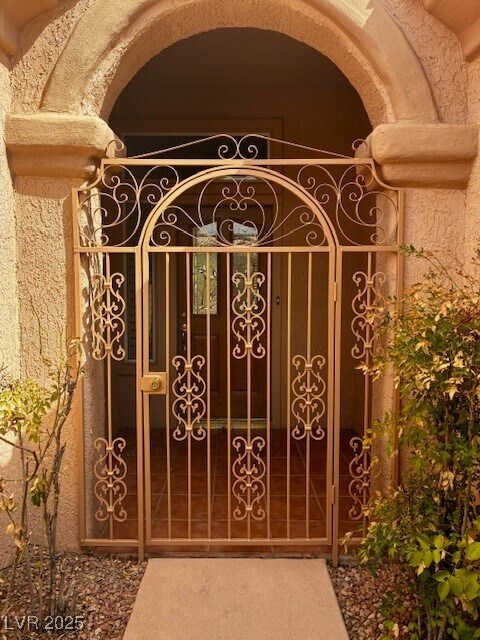 Foto del edificio - 10524 W Snyder Ave