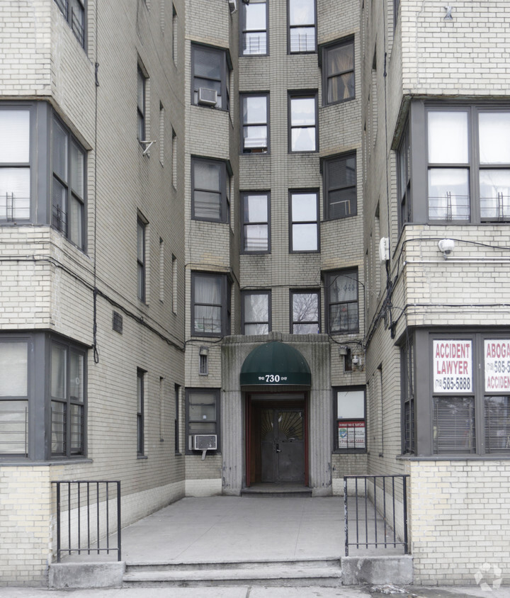 Building Photo - 730-740 Grand Concourse