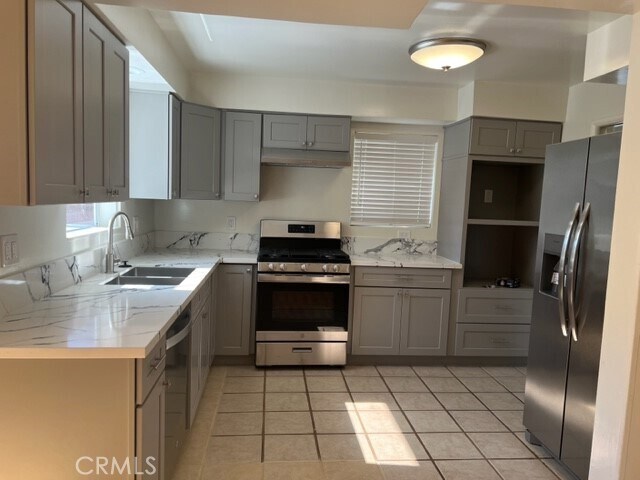 Foto del edificio - 25008 Cypress St