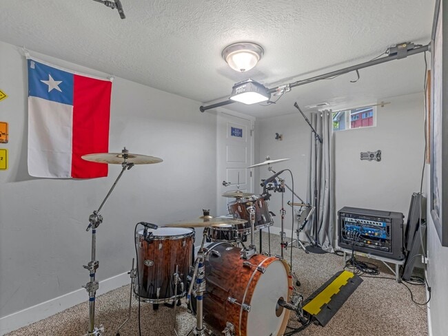 Photo - 1795 Gundersen Ln S (Holladay, UT) House