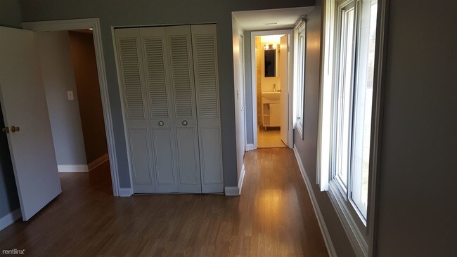 Foto del edificio - 4607 Kings Walk Dr