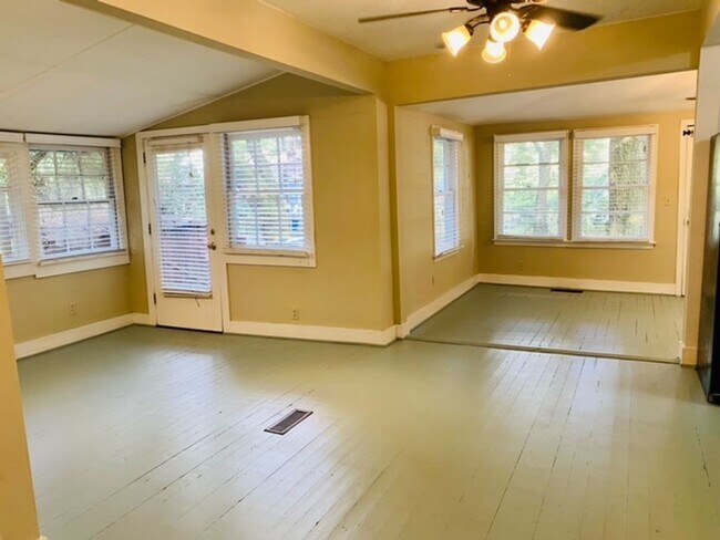 Foto del edificio - Two Bedroom Home - Folly Beach!