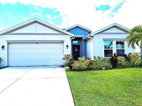 Building Photo - 4840 Reisswood Lp