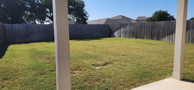 Building Photo - 140 Los Olives Ln