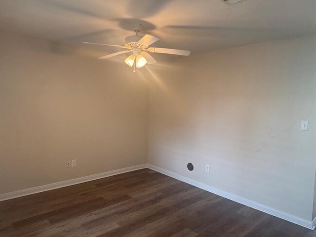 Building Photo - 7517 Antilles Ave