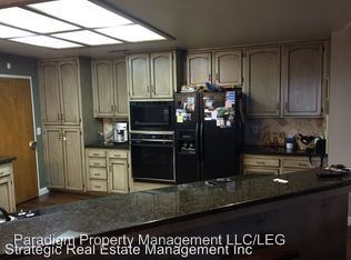 Building Photo - 409 W Audubon Dr